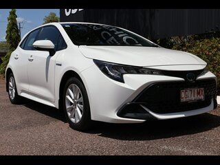 2023  Toyota Corolla Ascent Sport Hatchback (Glacier White) Used Car Thumbnail