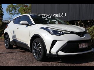 2020  Toyota C-HR Koba E-CVT 2WD Wagon (Crystal Pearl) Used Car Thumbnail
