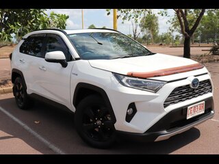 2020  Toyota RAV4 Cruiser eFour Wagon (Glacier White) Used Car Thumbnail